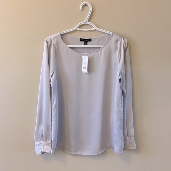 𝅺banana REPUBLIC Silky Grey Long Sleeve Blouse Womens Petite Small. NWT. - Picture 5 of 8